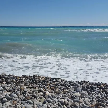 דירה Chez Lola, A La Plage, A Roquebrune-cap Martin רוקברון-קאפ-מרט