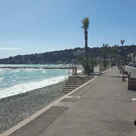 Chez Lola, A La Plage, A Roquebrune-cap Martin * 로퀴에브륀캡마르탱